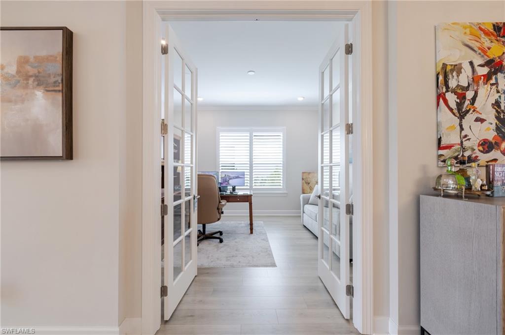 ESPLANADE LAKE CLUB - Residential