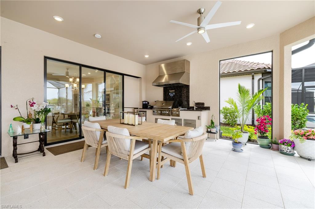 ESPLANADE LAKE CLUB - Residential