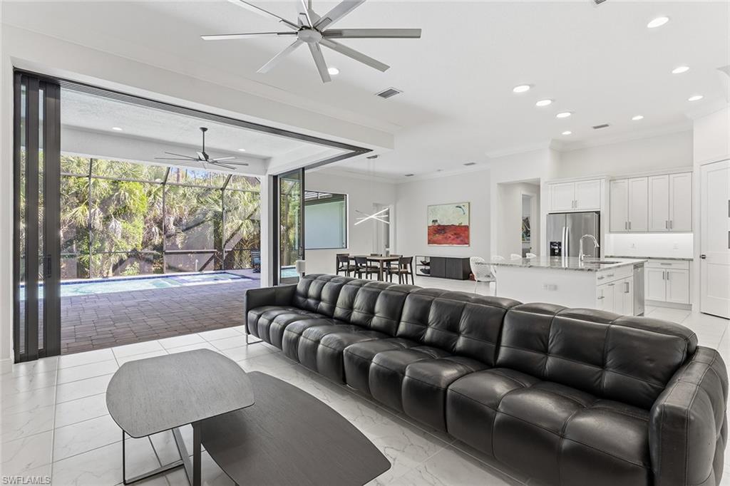 GOLDEN GATE ESTATES - Residential