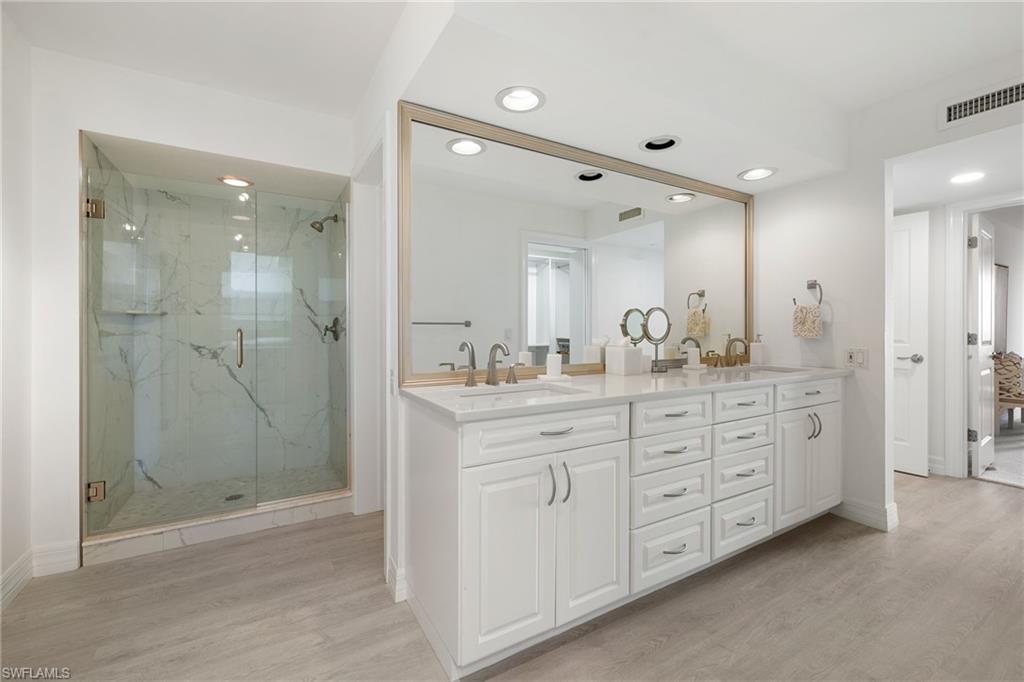 MONACO BEACH CLUB - Residential