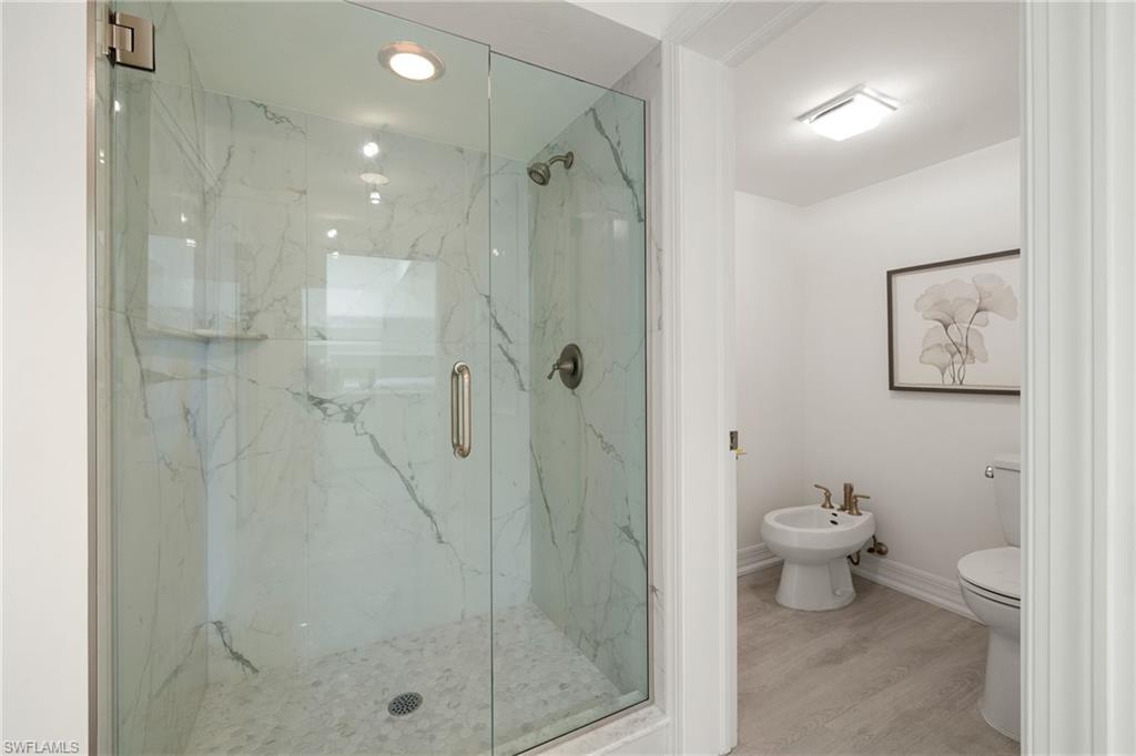 MONACO BEACH CLUB - Residential