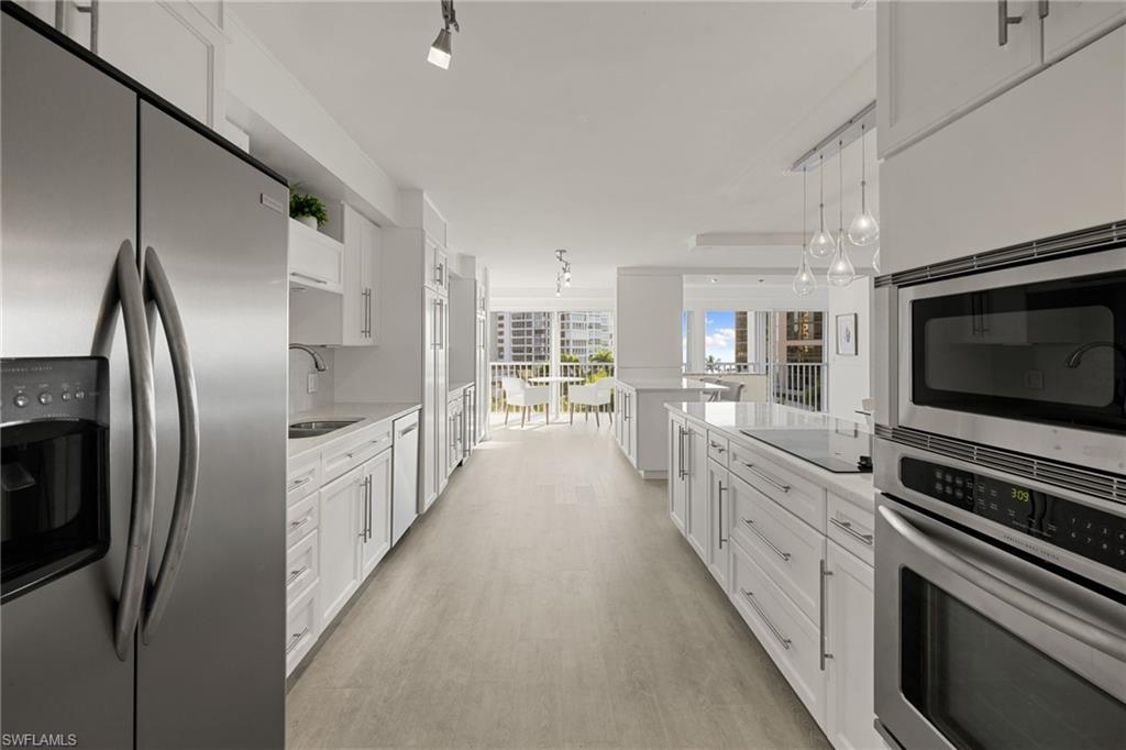 MONACO BEACH CLUB - Residential