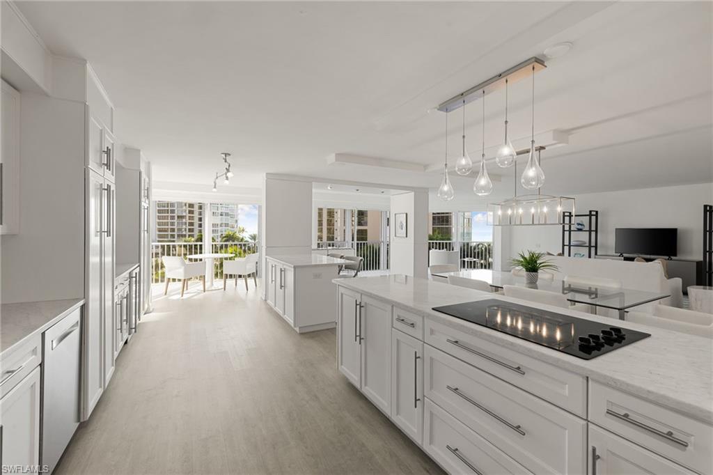 MONACO BEACH CLUB - Residential