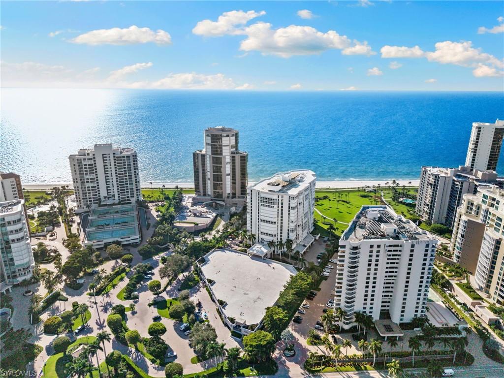 MONACO BEACH CLUB - Residential