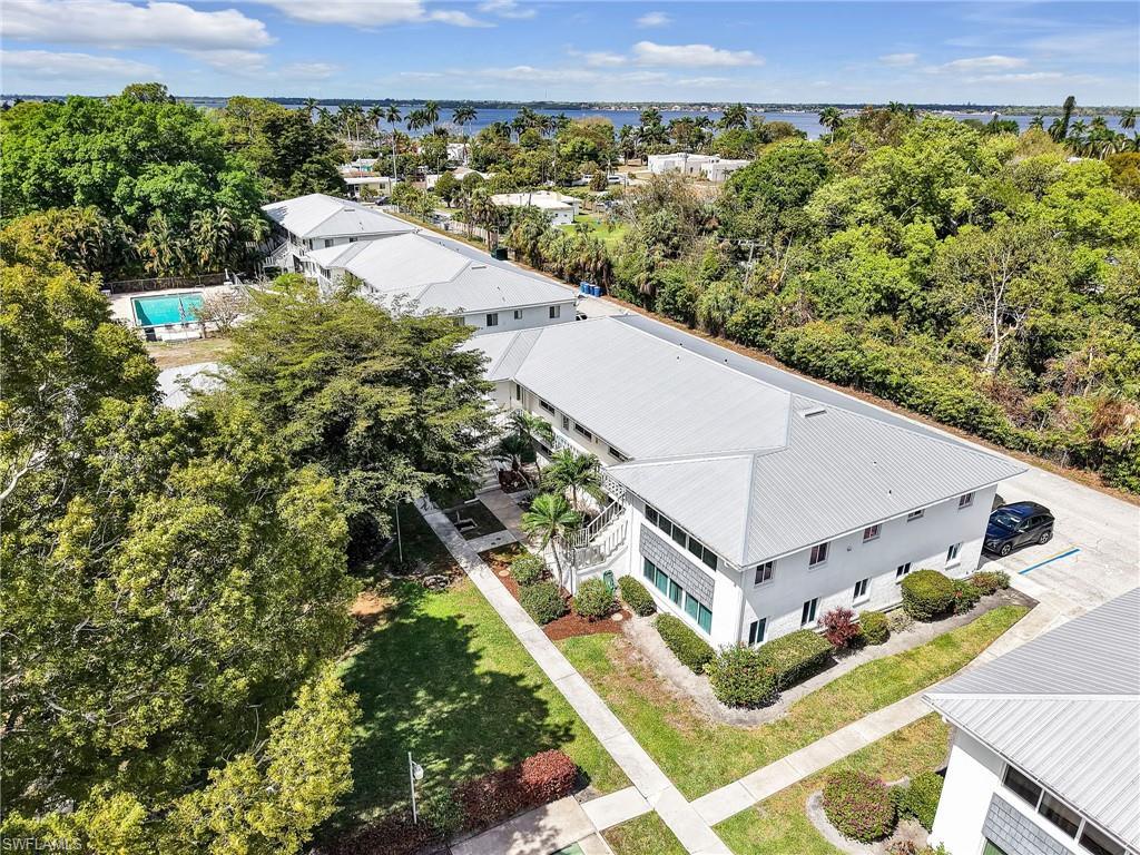 SEMINOLE GARDEN APARTMENTS - Residential