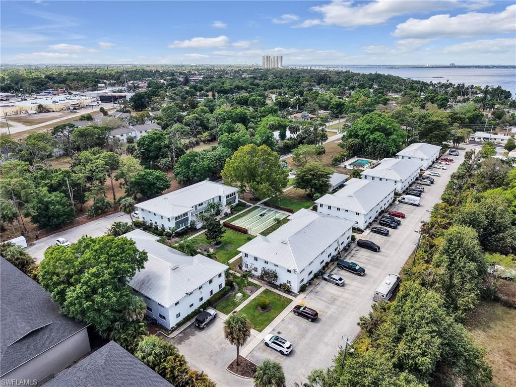 SEMINOLE GARDEN APARTMENTS - Residential