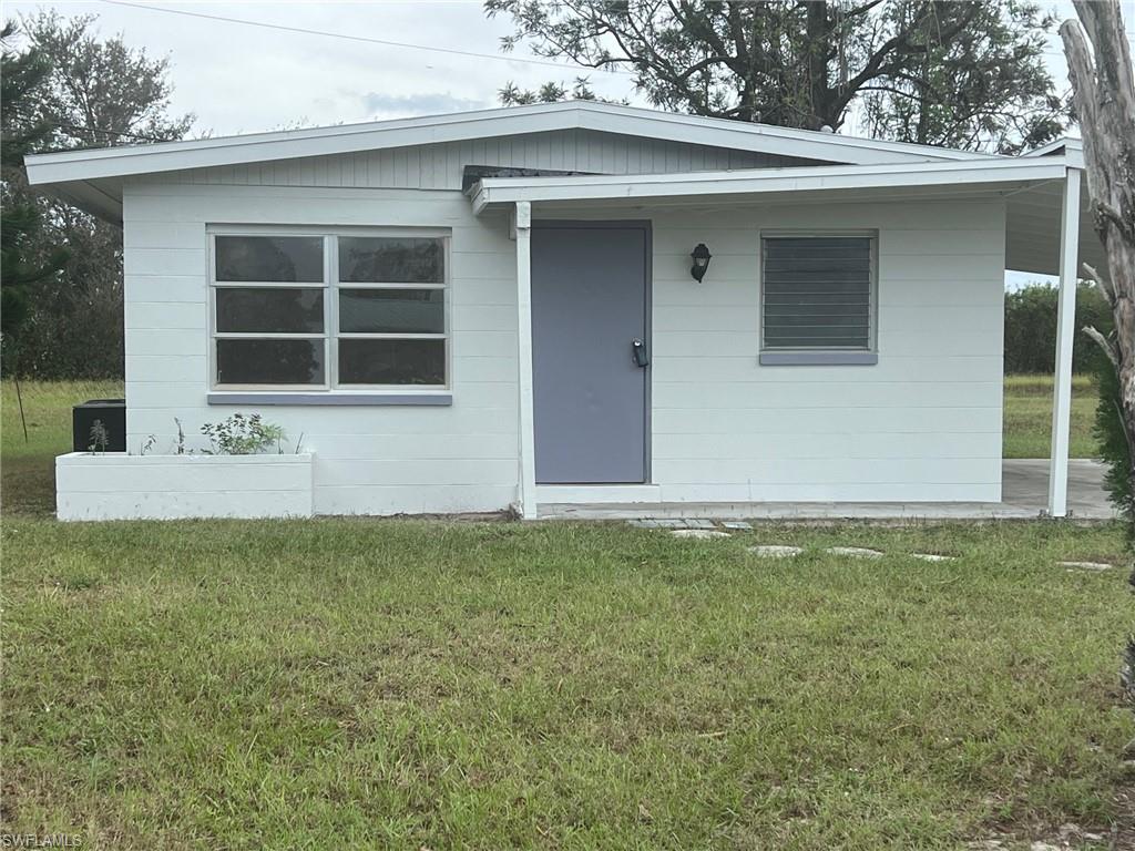 LEHIGH ACRES - Residential