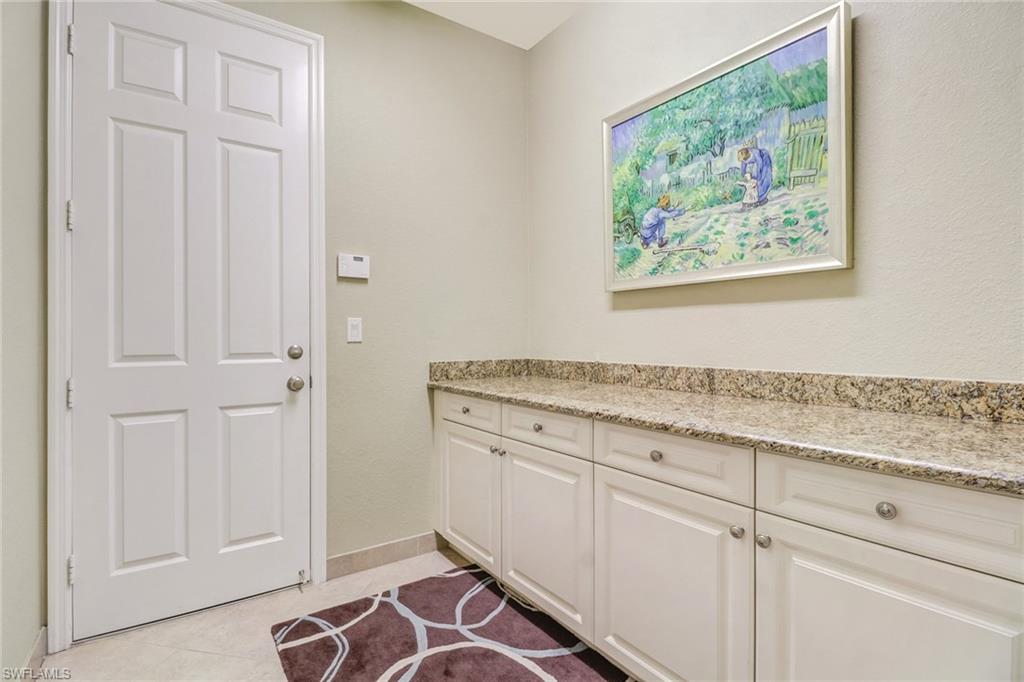 RIVERSTONE - Residential