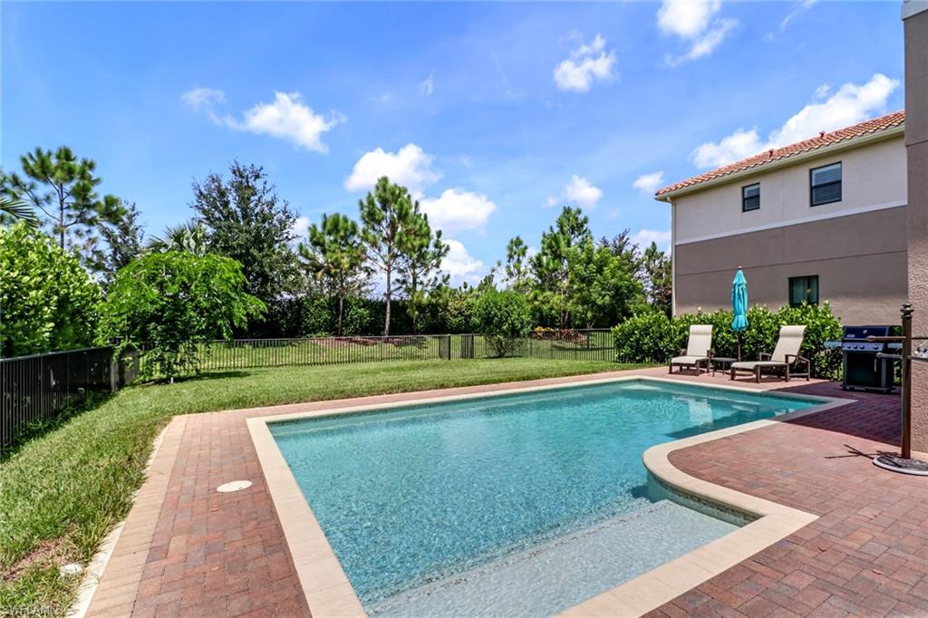 RIVERSTONE - Residential