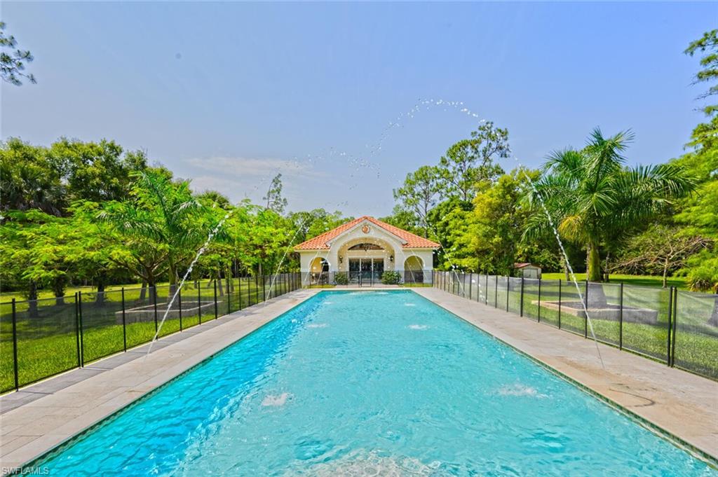 LOGAN WOODS - Residential