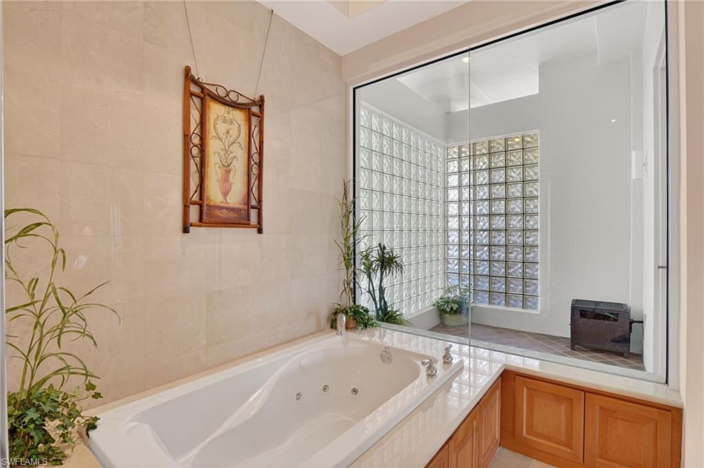 NAPLES BOAT CLUB - Residential