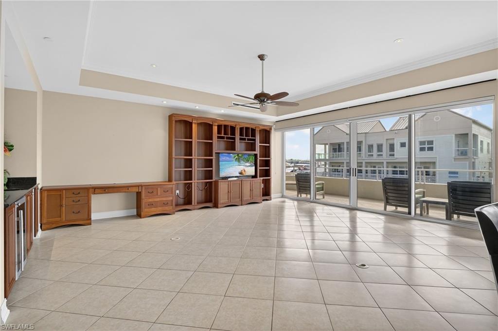 NAPLES BOAT CLUB - Residential