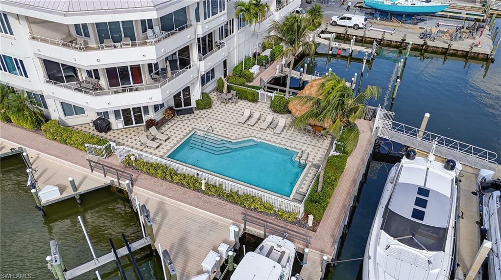 NAPLES BOAT CLUB - Residential