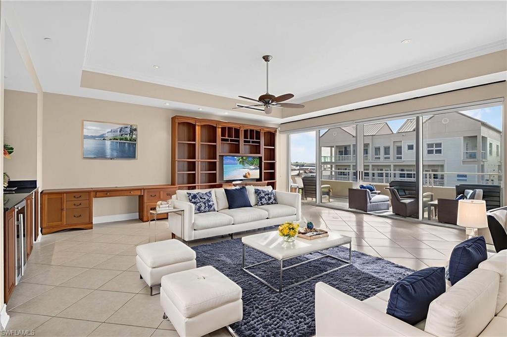 NAPLES BOAT CLUB - Residential