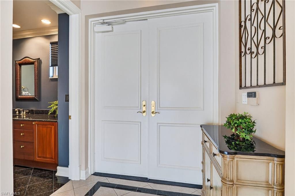 NAPLES BOAT CLUB - Residential