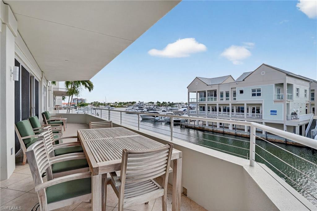 NAPLES BOAT CLUB - Residential