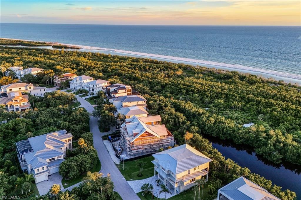 HIDEAWAY BEACH - Residential