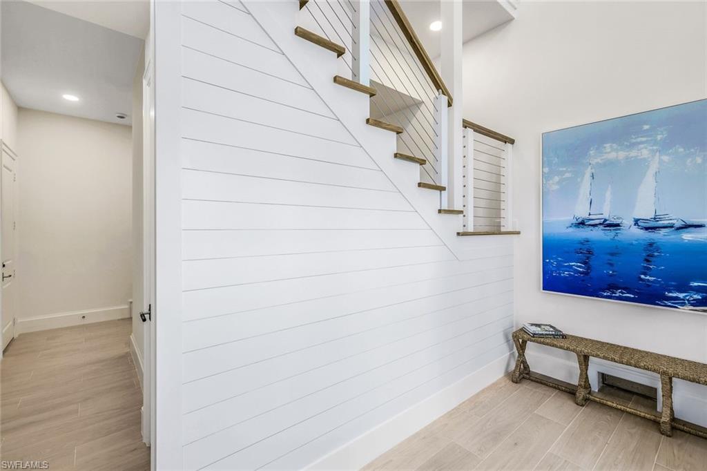 HIDEAWAY BEACH - Residential