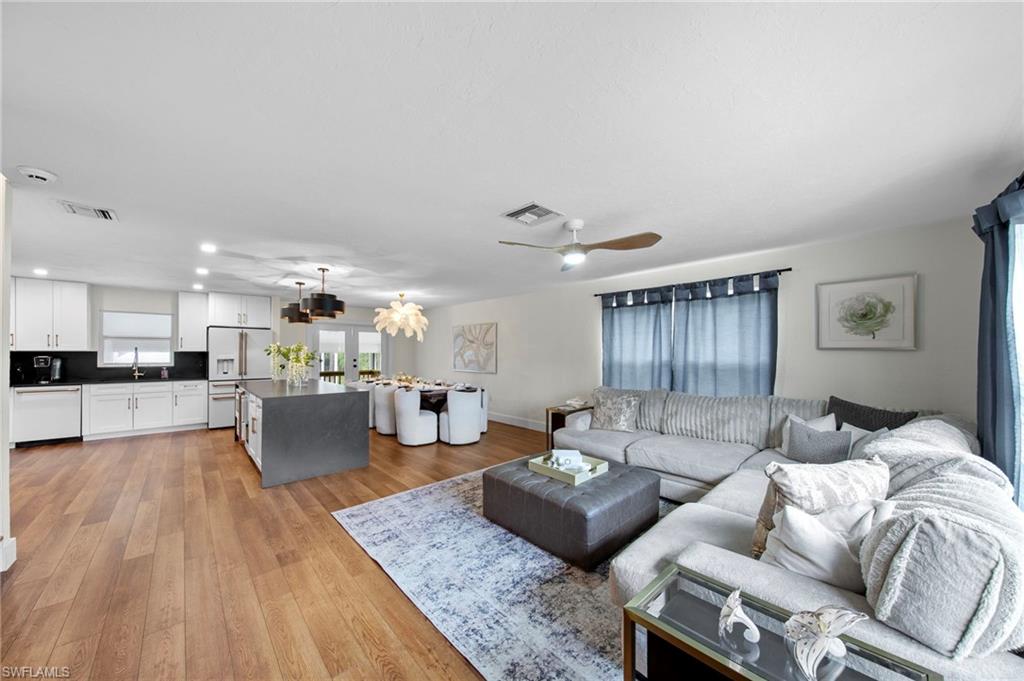 GOLDEN GATE ESTATES - Residential