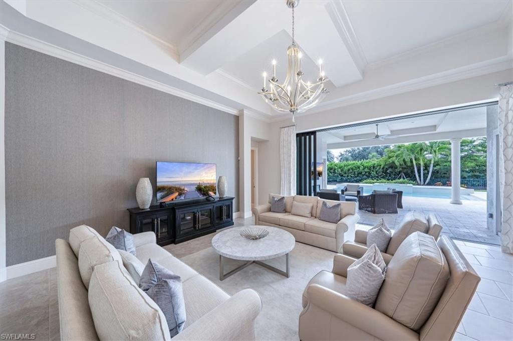 QUAIL WEST - Residential