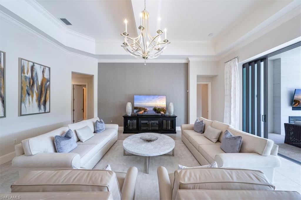 QUAIL WEST - Residential