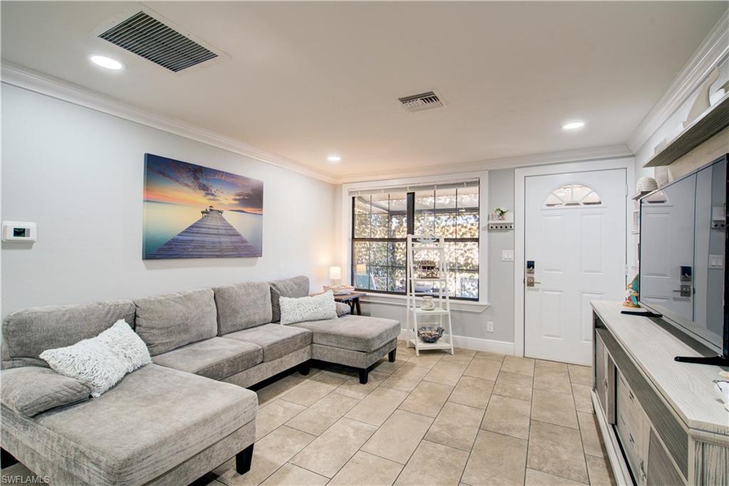 TREETOPS OF NAPLES - Residential