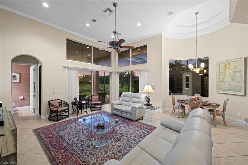 BELLE LAGO - Residential