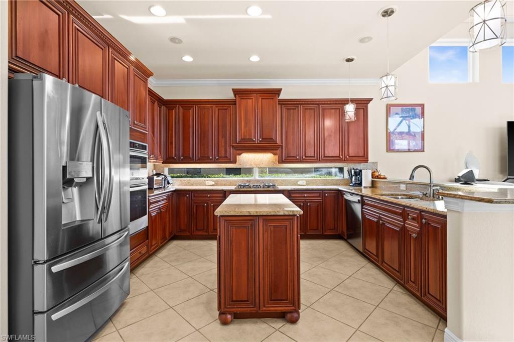 BELLE LAGO - Residential