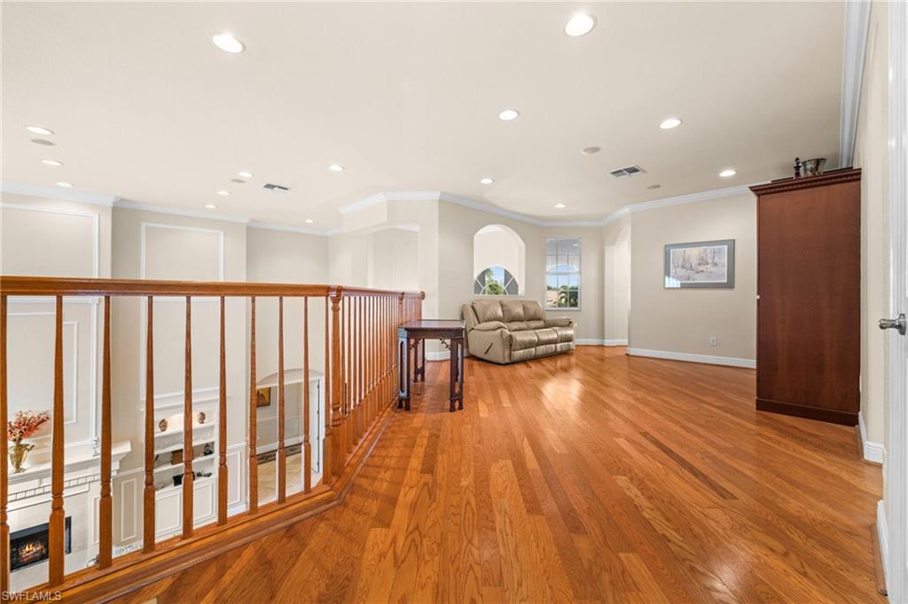 BELLE LAGO - Residential