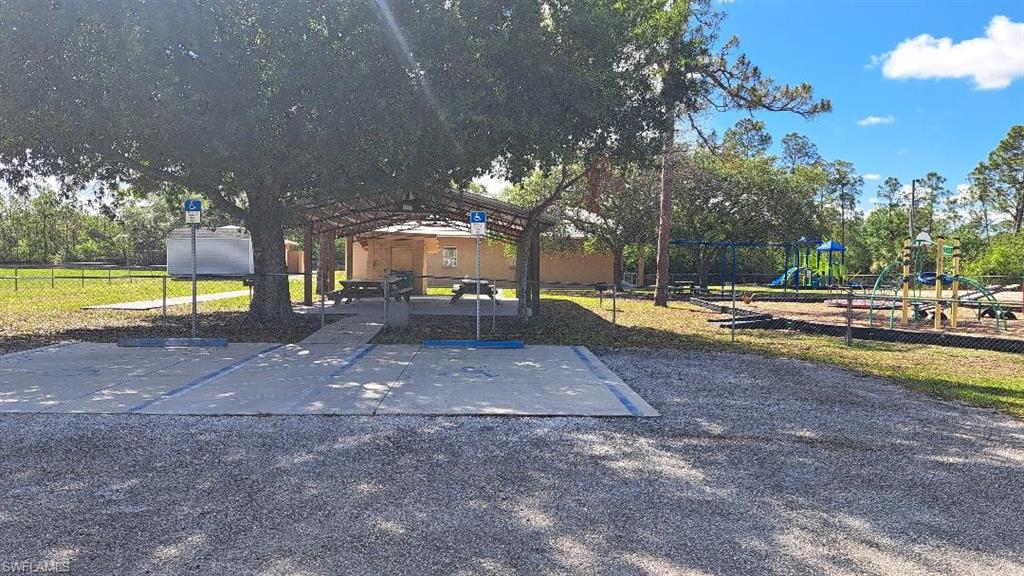 PIONEER PLANTATION - Land