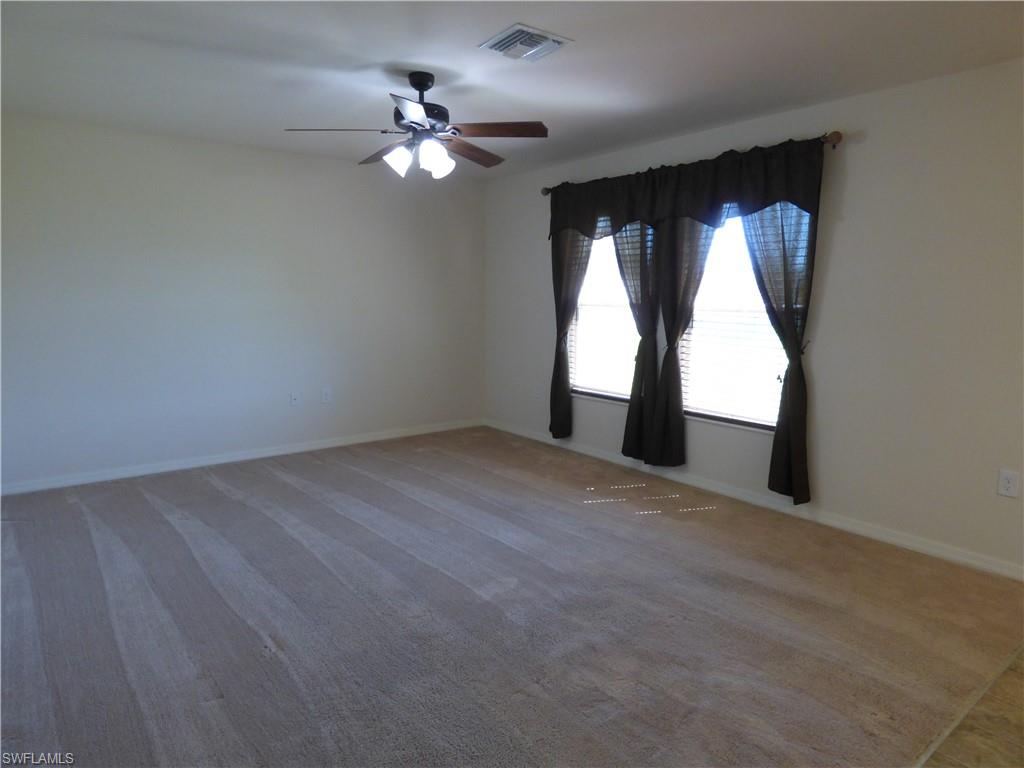 TOWN LAKES - Residential