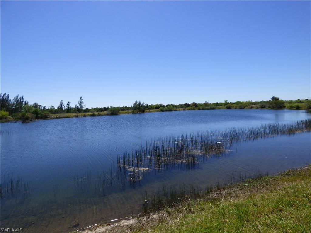 TOWN LAKES - Residential