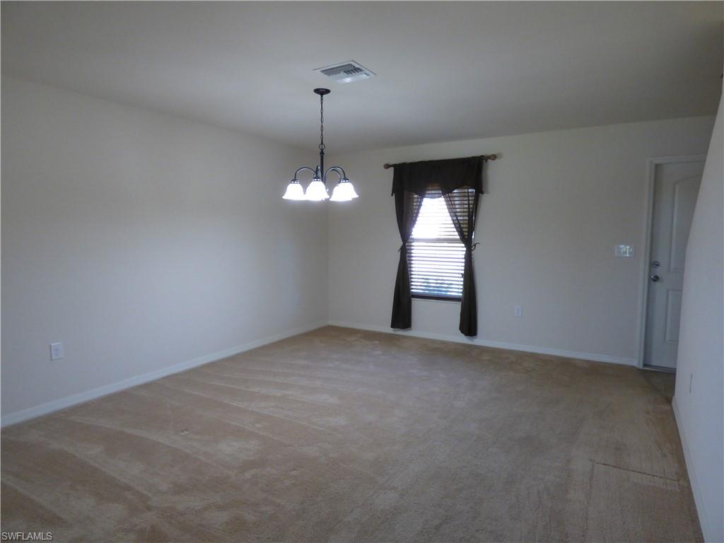 TOWN LAKES - Residential