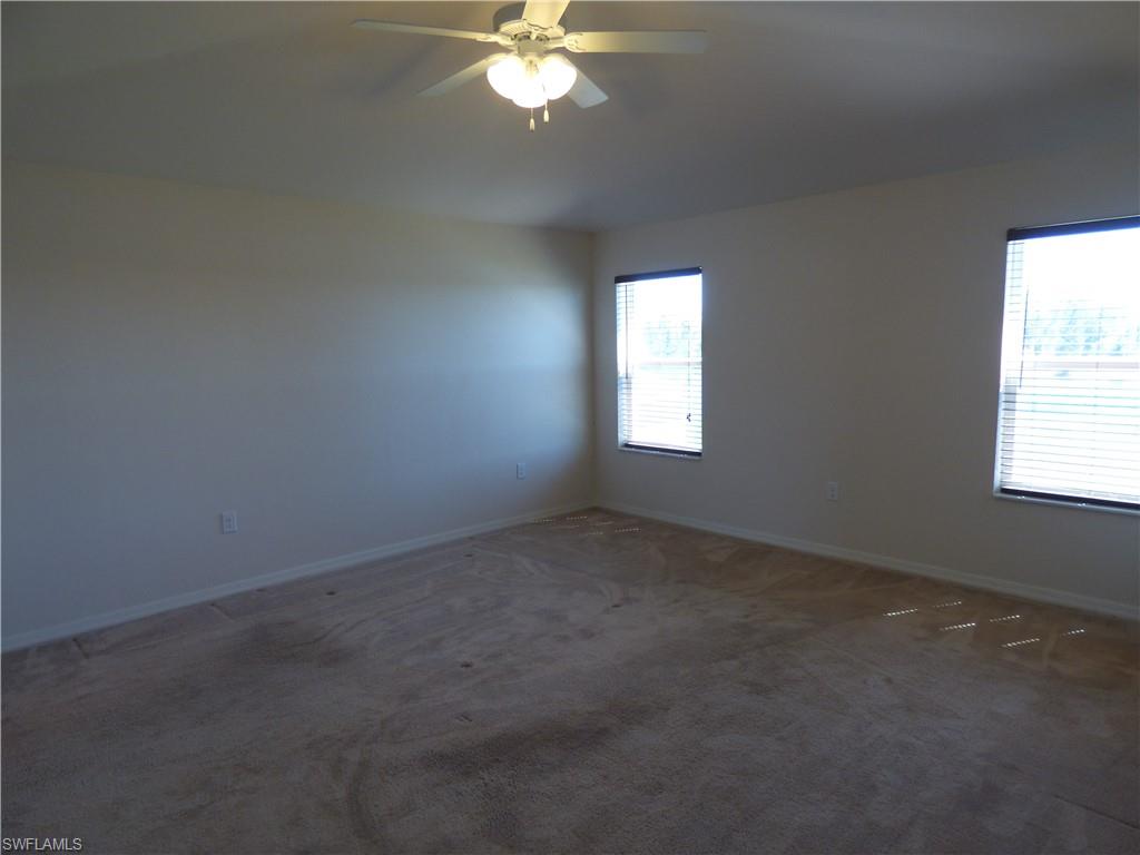 TOWN LAKES - Residential