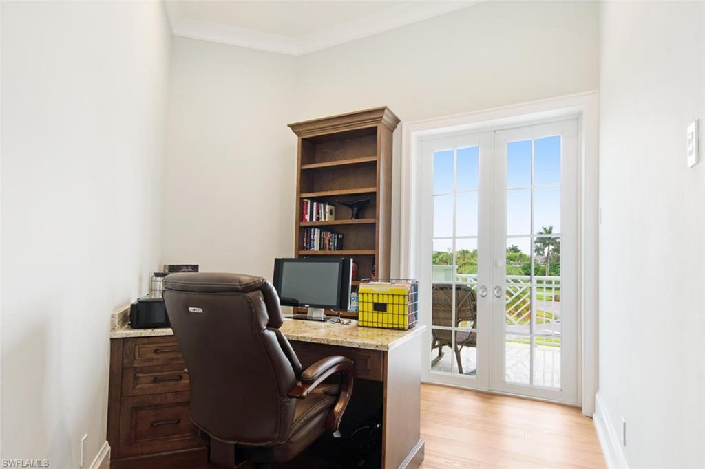 ESTATES - Residential