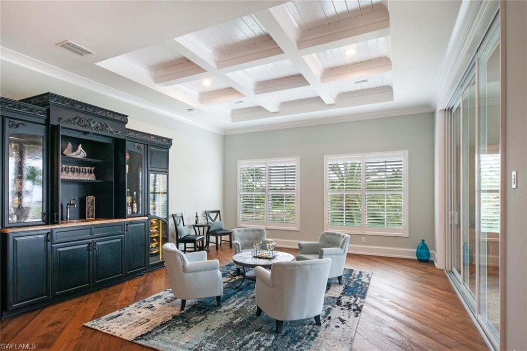 ESTATES - Residential