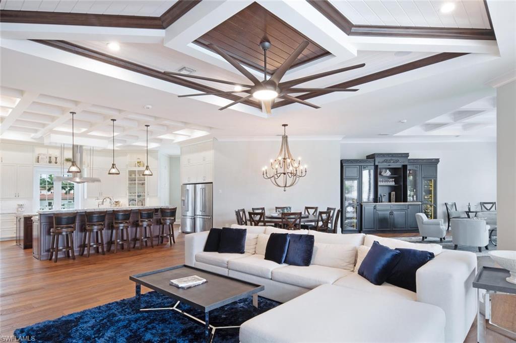 ESTATES - Residential