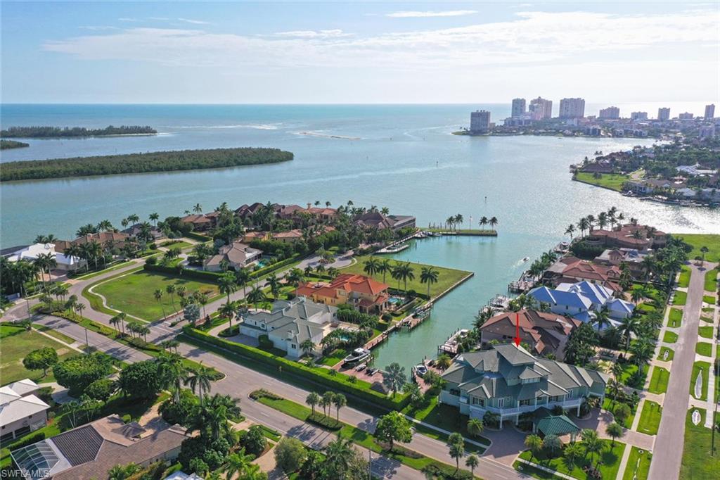 ESTATES - Residential