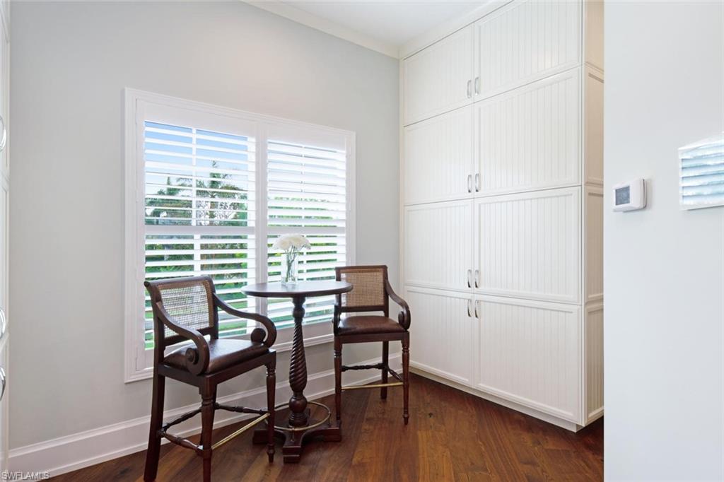 ESTATES - Residential