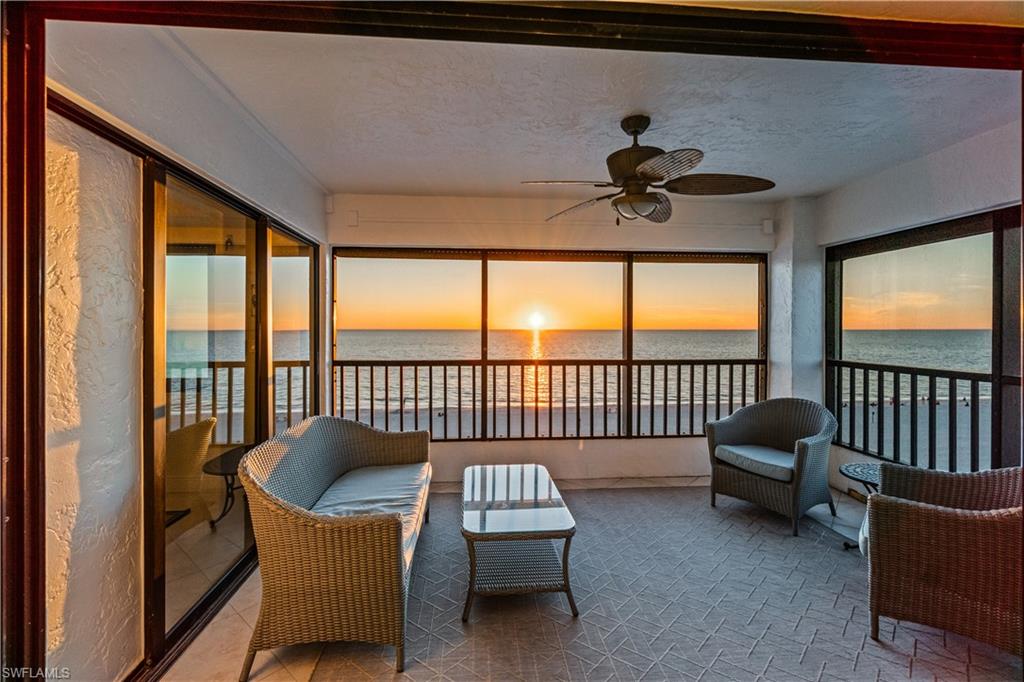 PELICAN POINTE CONDO - Residential