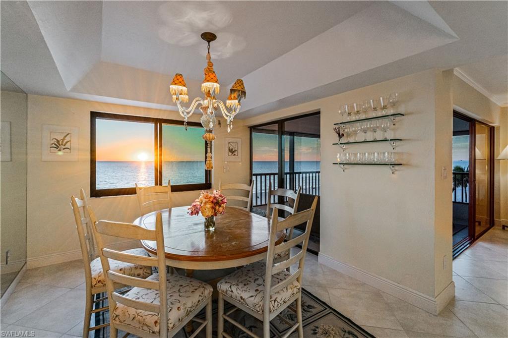 PELICAN POINTE CONDO - Residential