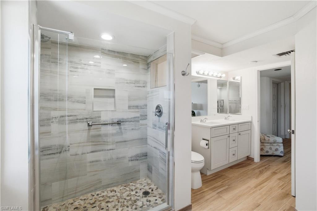 PELICAN POINTE CONDO - Residential