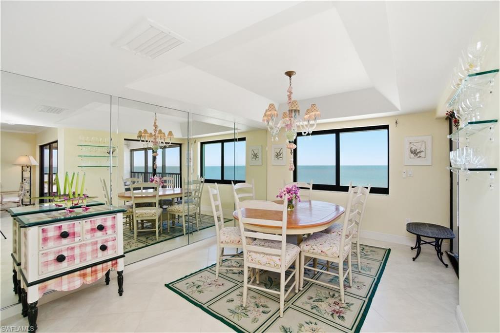 PELICAN POINTE CONDO - Residential