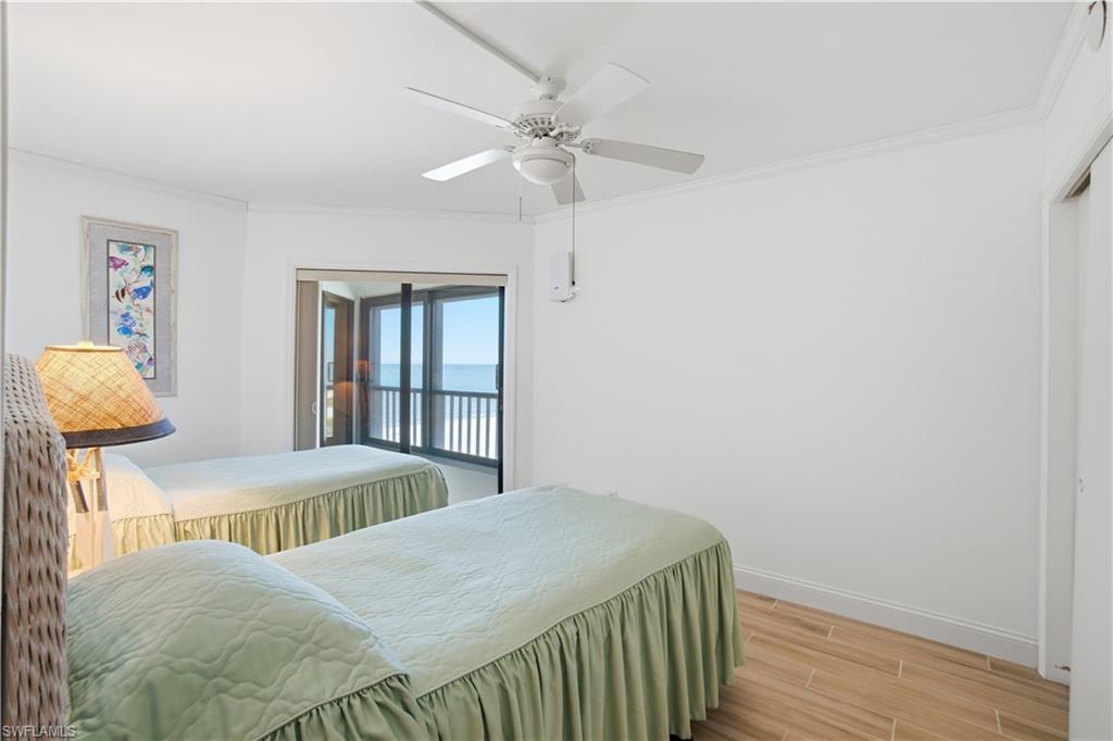 PELICAN POINTE CONDO - Residential