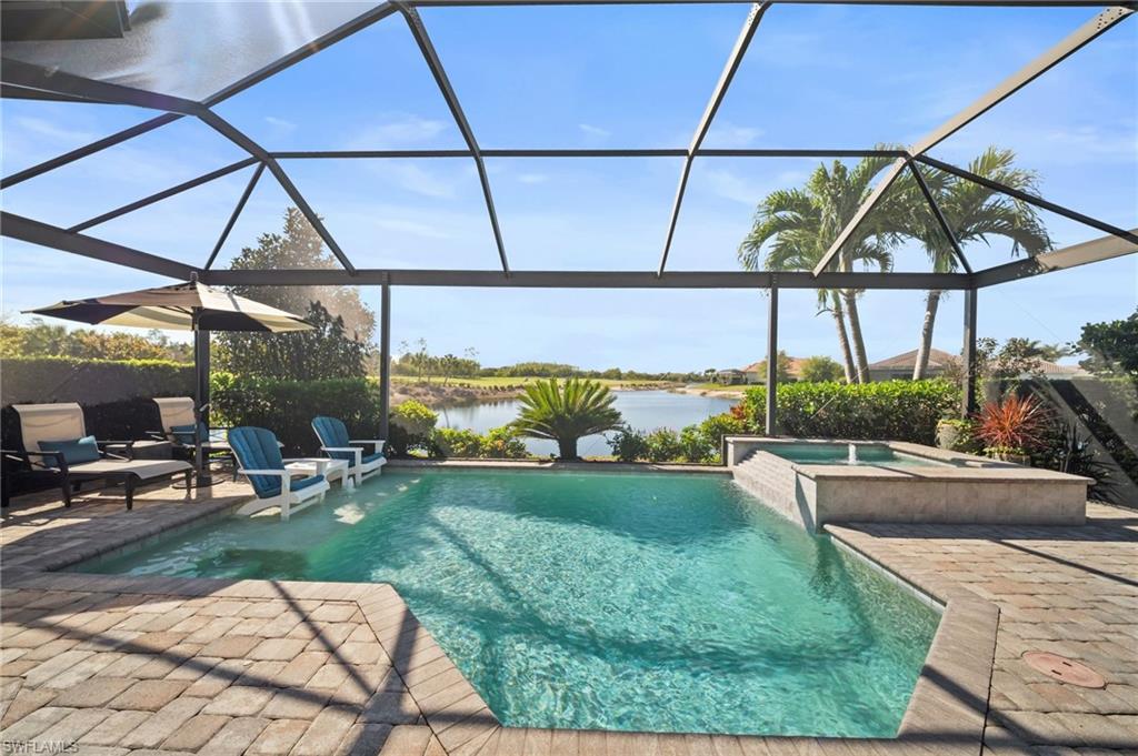 ESPLANADE - Residential