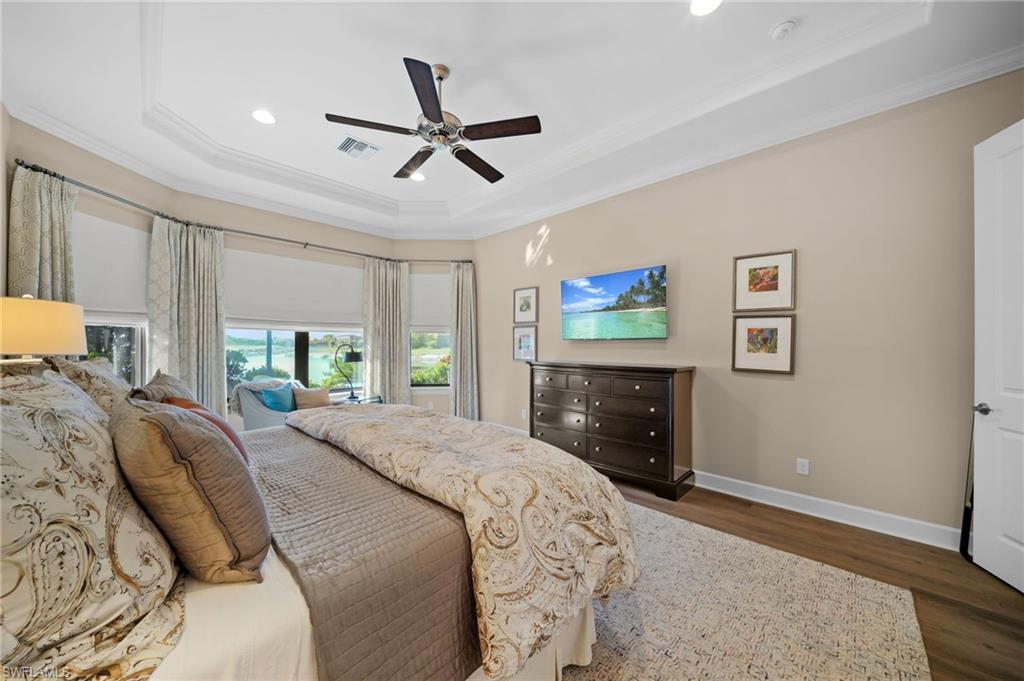 ESPLANADE - Residential