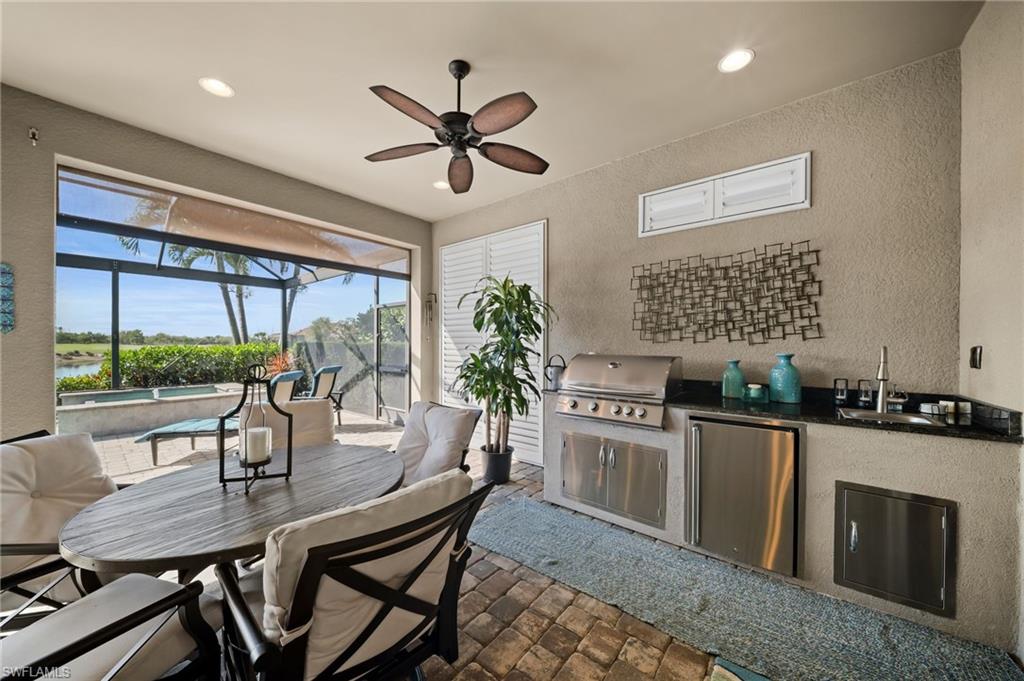 ESPLANADE - Residential