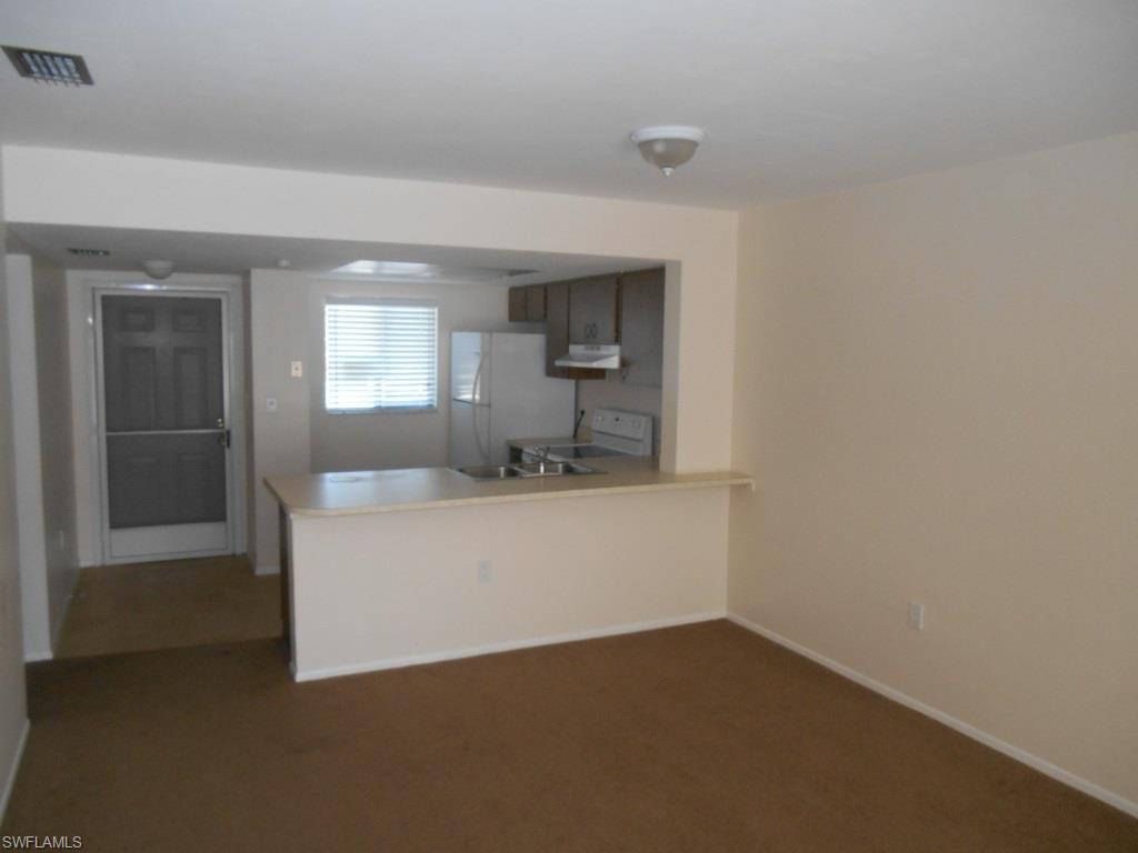 PINEWOOD SOUTH CONDO - Residential