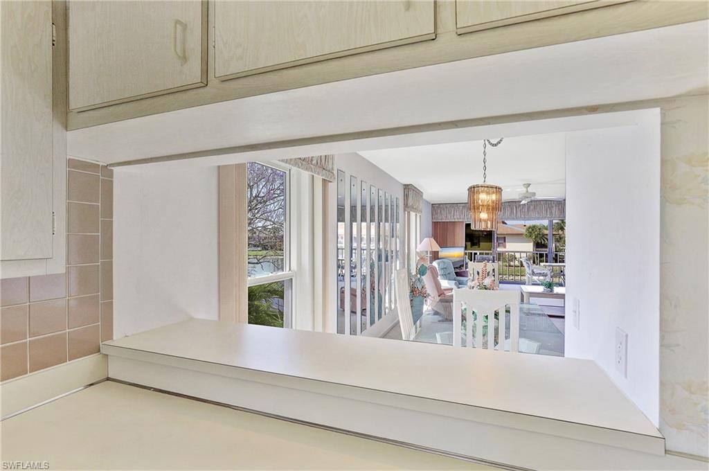 FOUNTAINS III - Residential