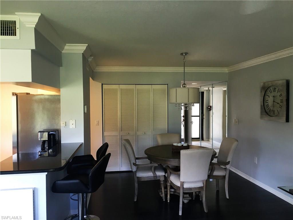 OAKMONT VILLAGE - Residential